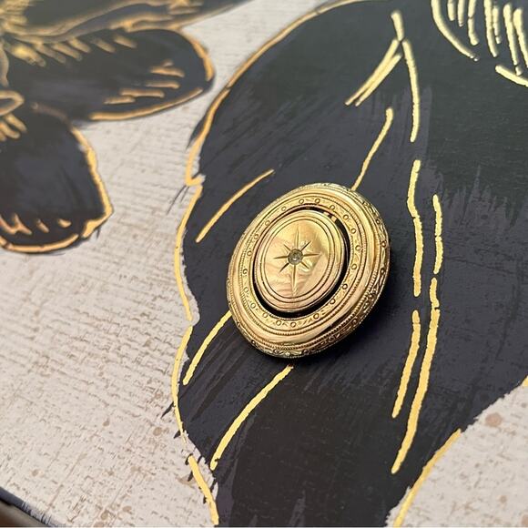 Vintage AVON Precious Gold Pin with Tiny Sparkling Faux Diamond Stone C1 - Picture 5 of 8